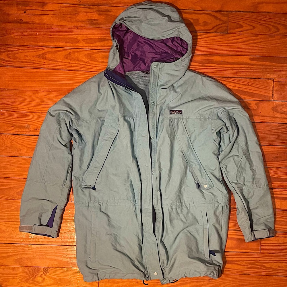 Large Patagonia windbreaker